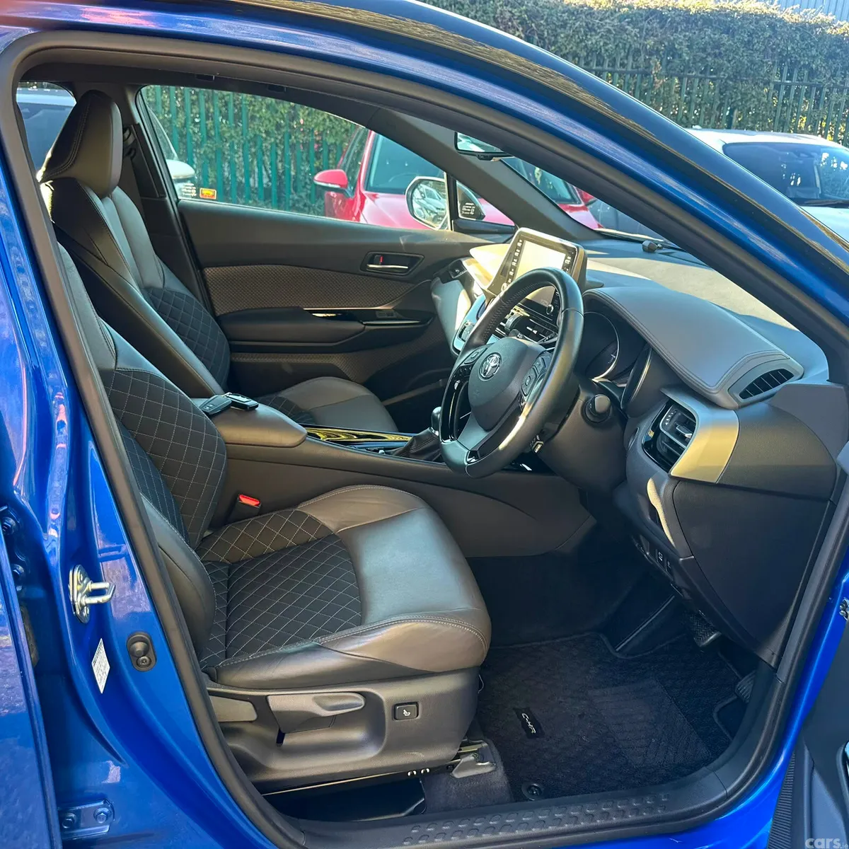 Toyota C-HR Hatchback, Petrol Hybrid, 2021, Blue