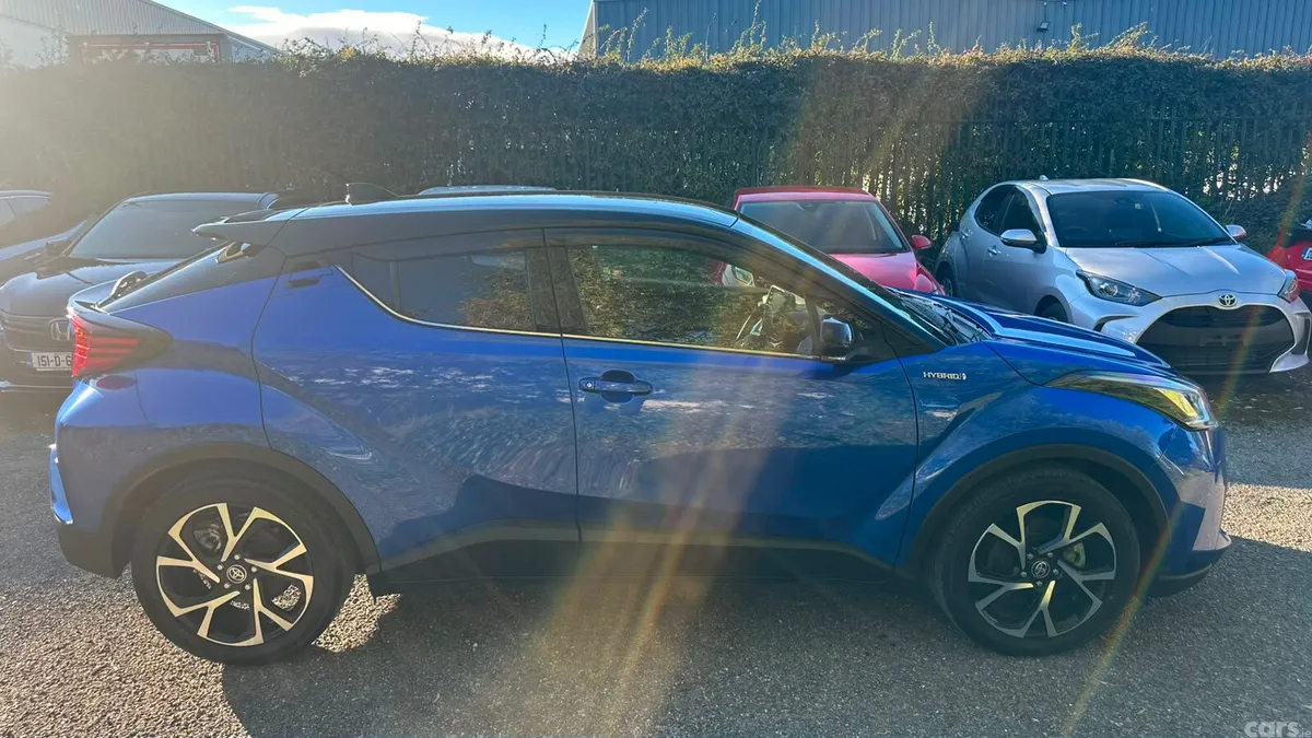 Toyota C-HR Hatchback, Petrol Hybrid, 2021, Blue