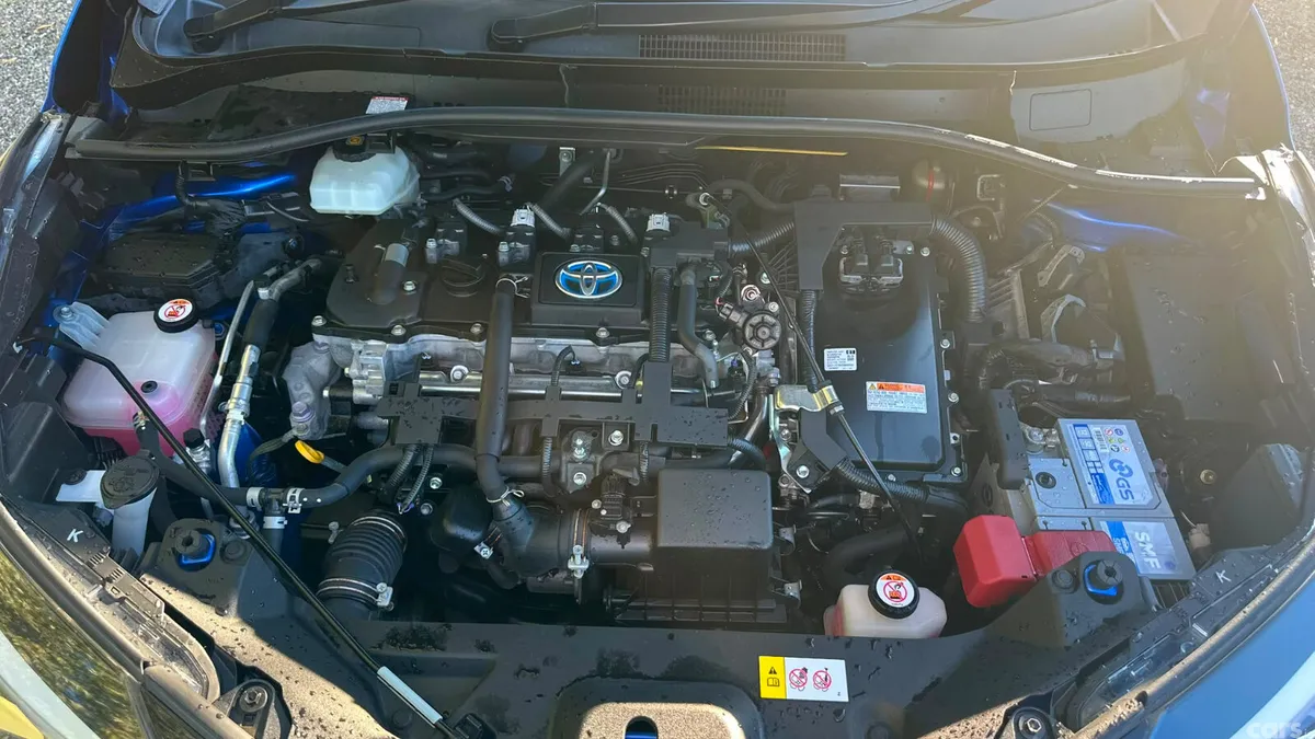 Toyota C-HR Hatchback, Petrol Hybrid, 2021, Blue