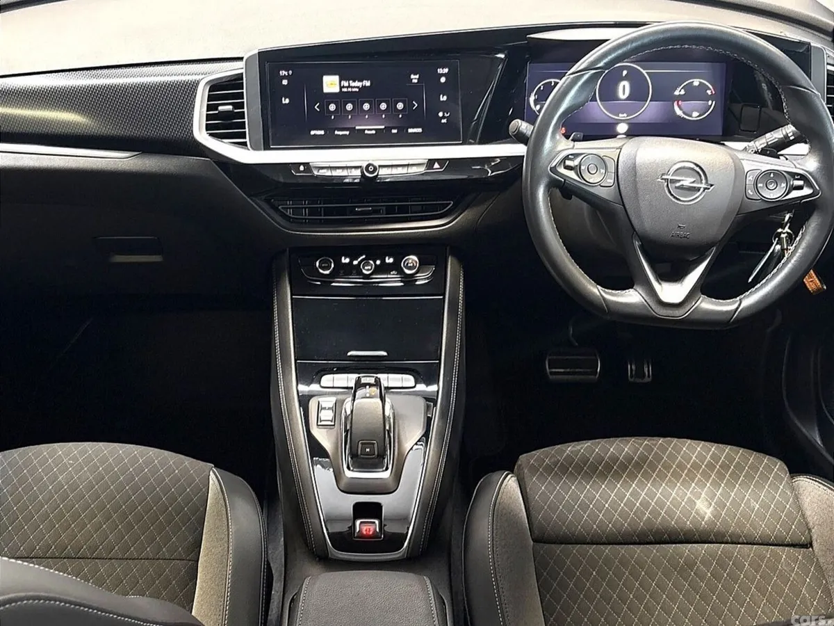 Opel Grandland X SUV, Diesel, 2023, Grey