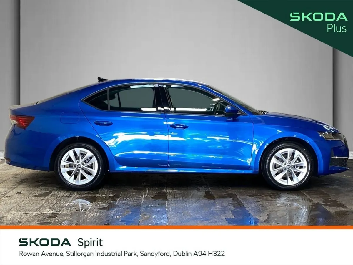 Skoda Octavia Saloon, Diesel, 2026, Blue