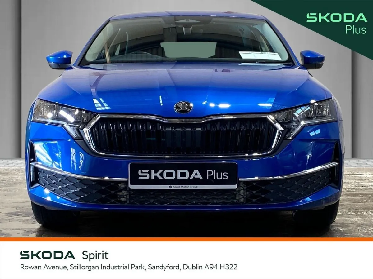 Skoda Octavia Saloon, Diesel, 2026, Blue