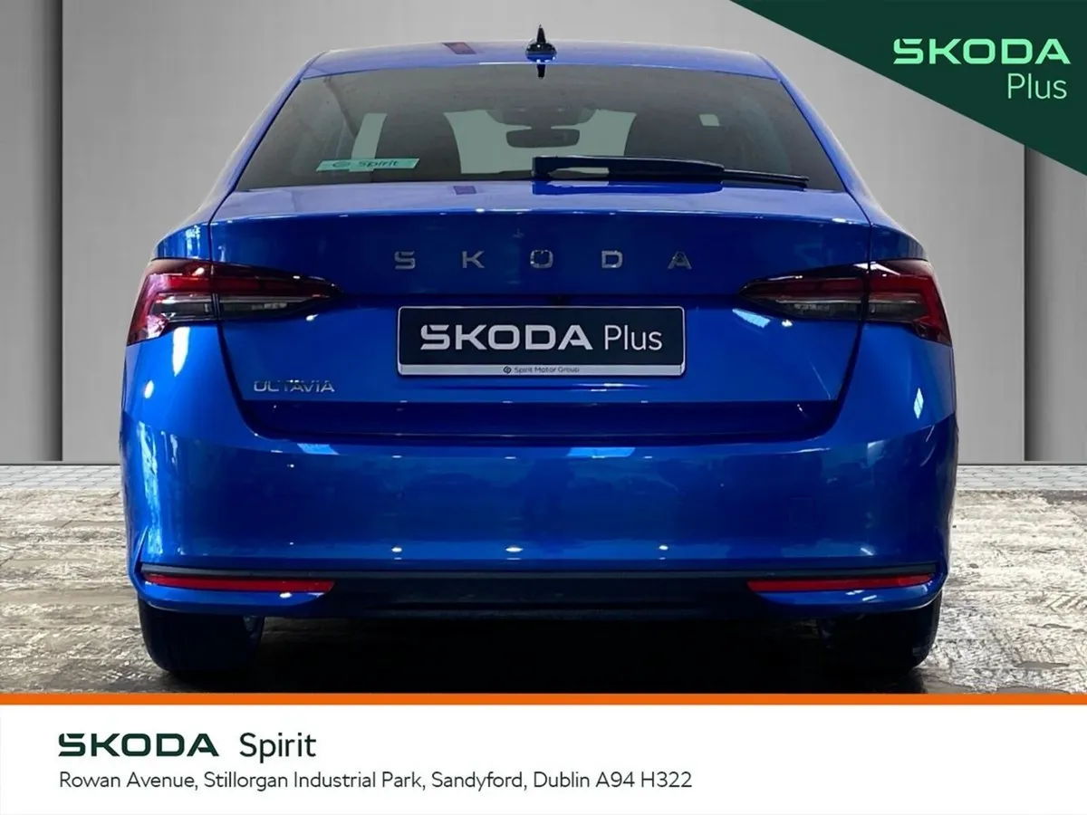 Skoda Octavia Saloon, Diesel, 2026, Blue
