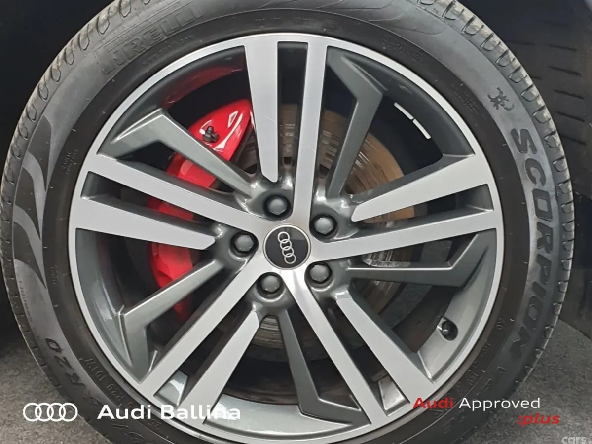 Audi Q5 SUV, Petrol Plug-in Hybrid, 2025, Grey