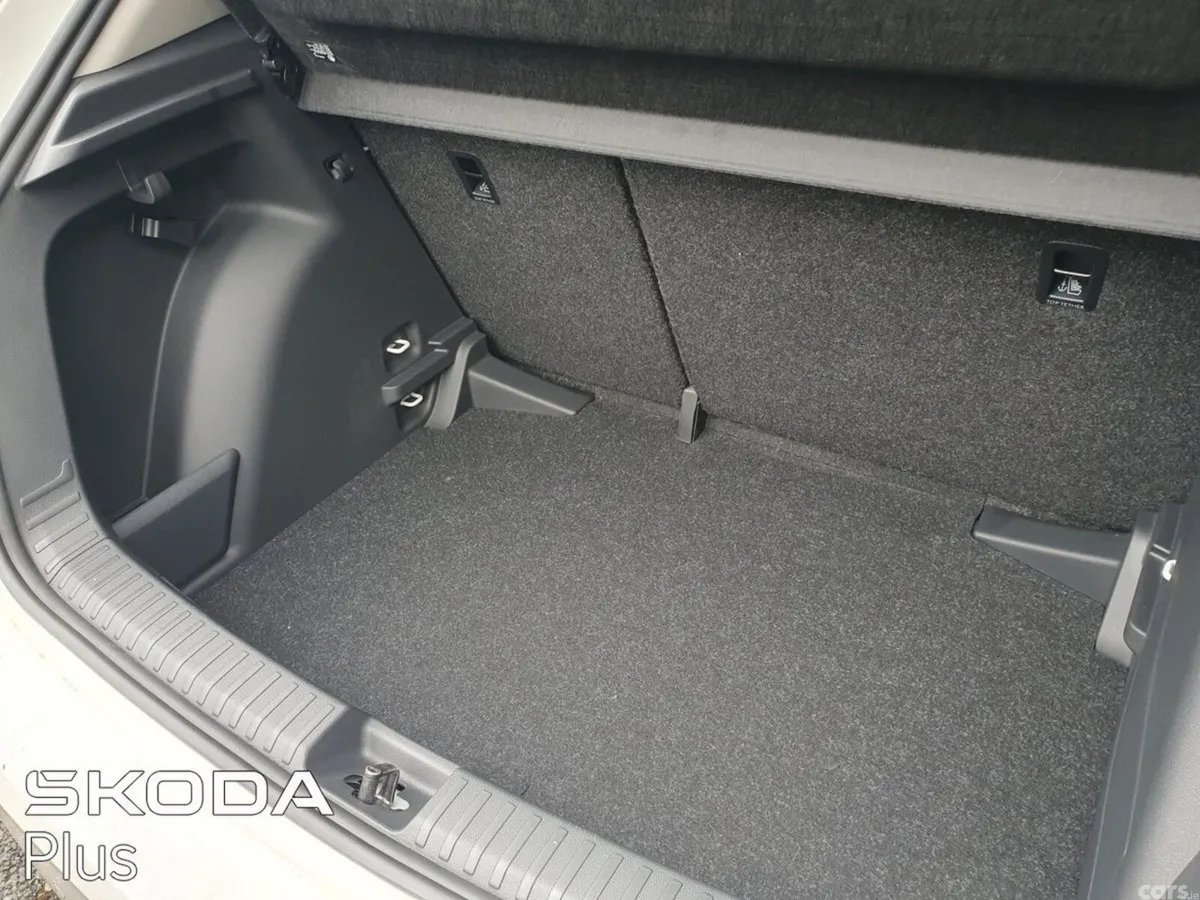 Skoda Fabia Hatchback, Petrol, 2026, White