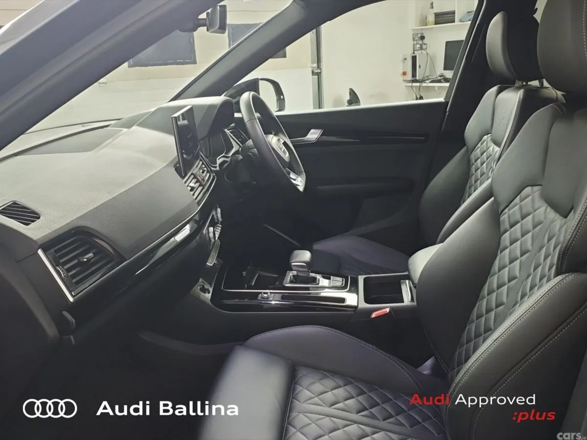 Audi Q5 SUV, Petrol Plug-in Hybrid, 2025, Grey