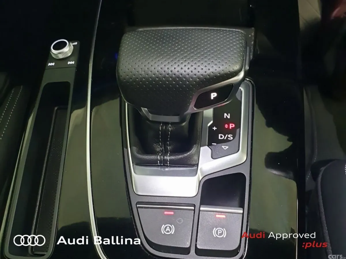 Audi Q5 SUV, Petrol Plug-in Hybrid, 2025, Grey