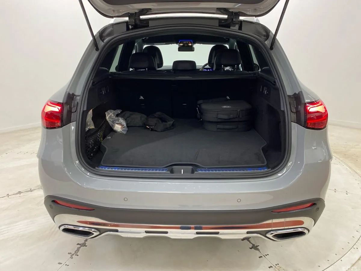 Mercedes-Benz GLC SUV, Petrol Plug-in Hybrid, 2026, Grey
