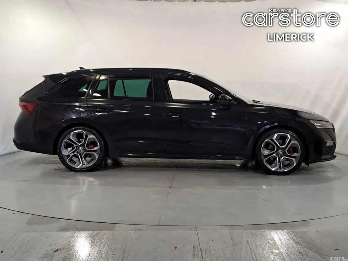 Skoda Octavia Estate, Diesel, 2021, Black