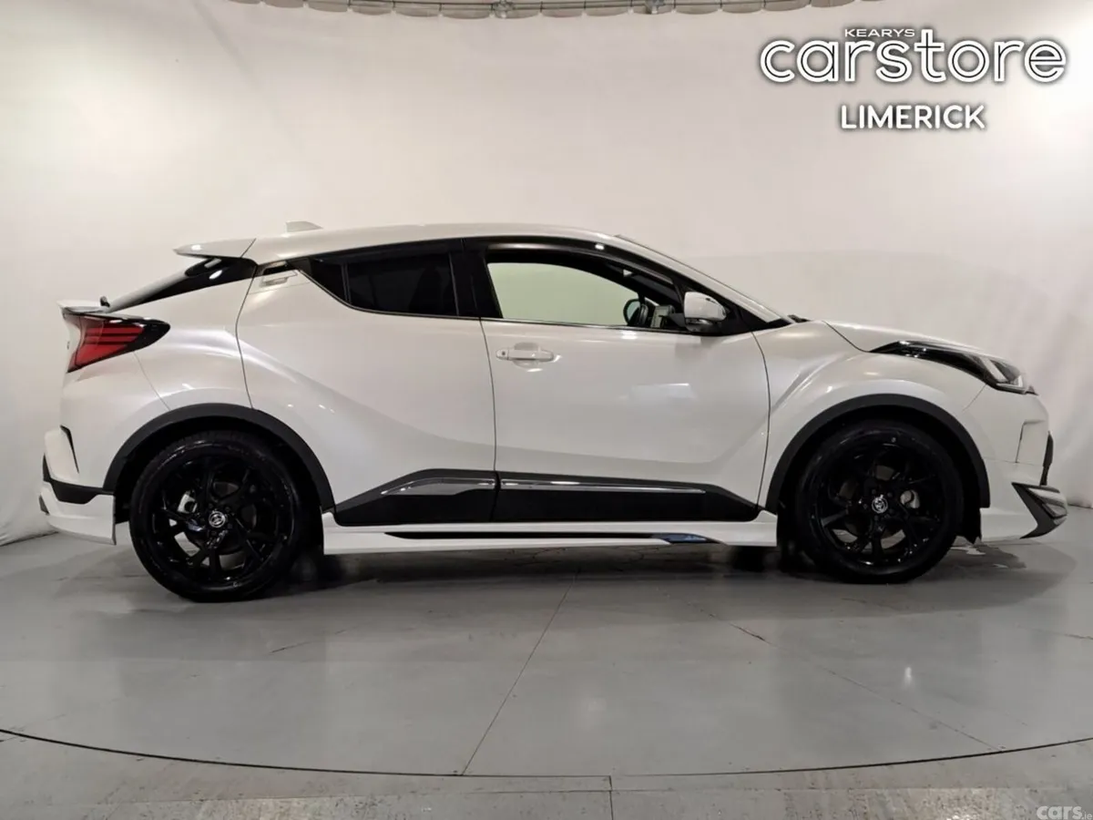 Toyota C-HR Hatchback, Petrol Hybrid, 2021, White
