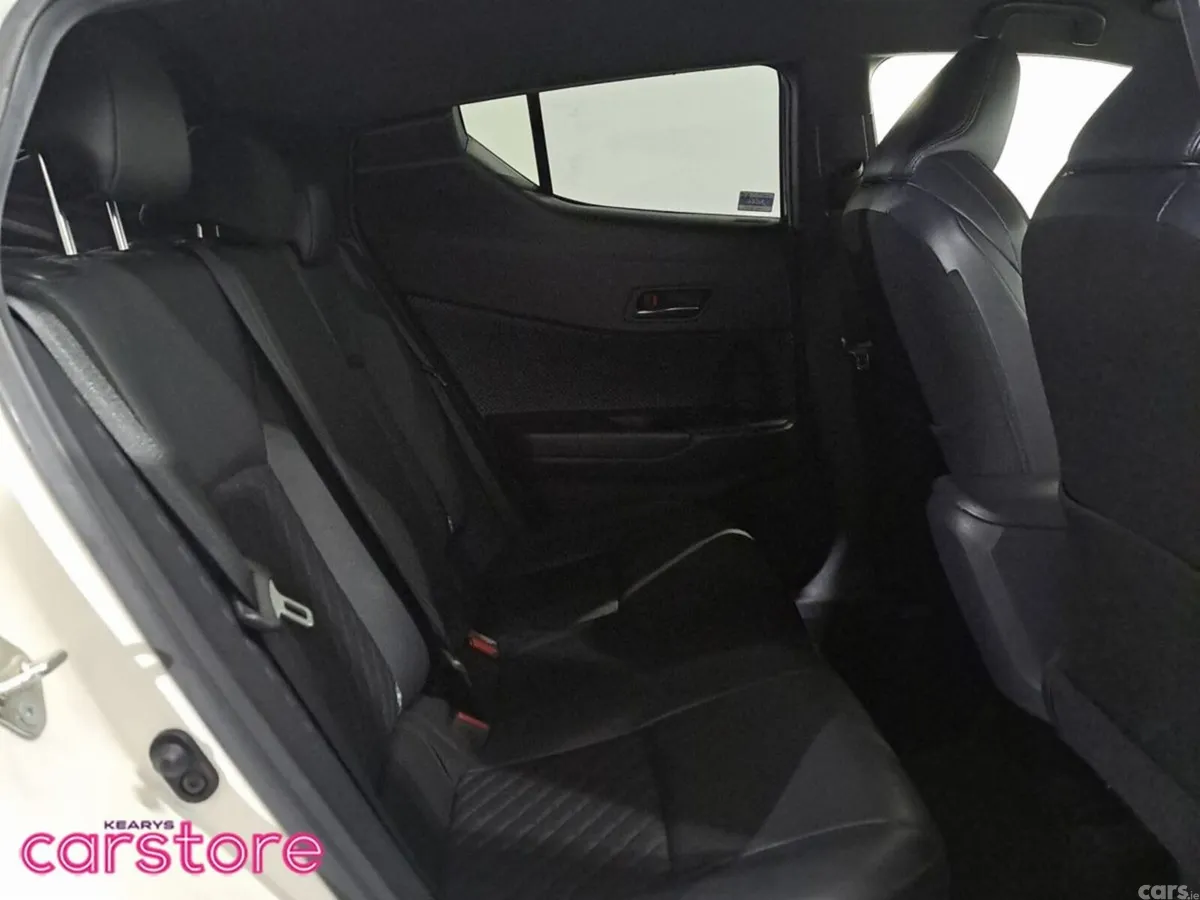 Toyota C-HR Hatchback, Petrol Hybrid, 2021, White