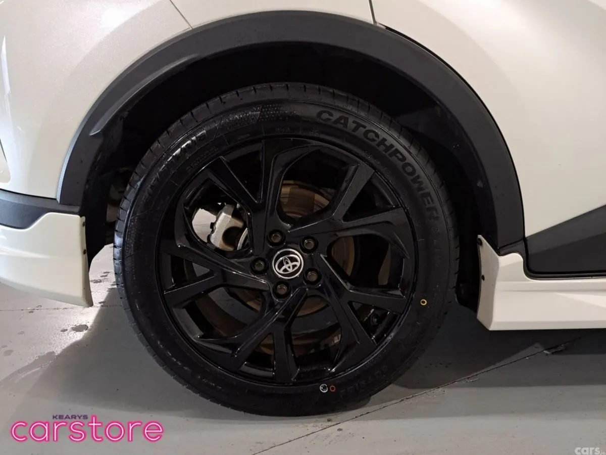 Toyota C-HR Hatchback, Petrol Hybrid, 2021, White