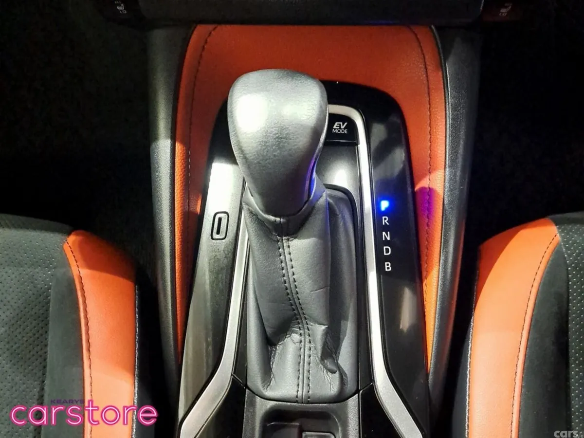 Toyota Corolla Hatchback, Petrol Hybrid, 2021, Black
