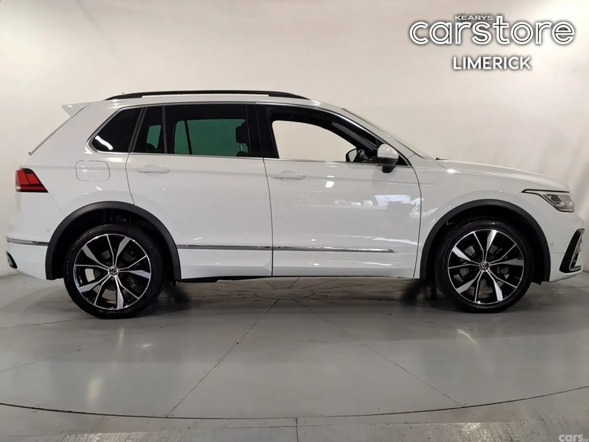 Volkswagen Tiguan SUV, Petrol Plug-in Hybrid, 2023, White