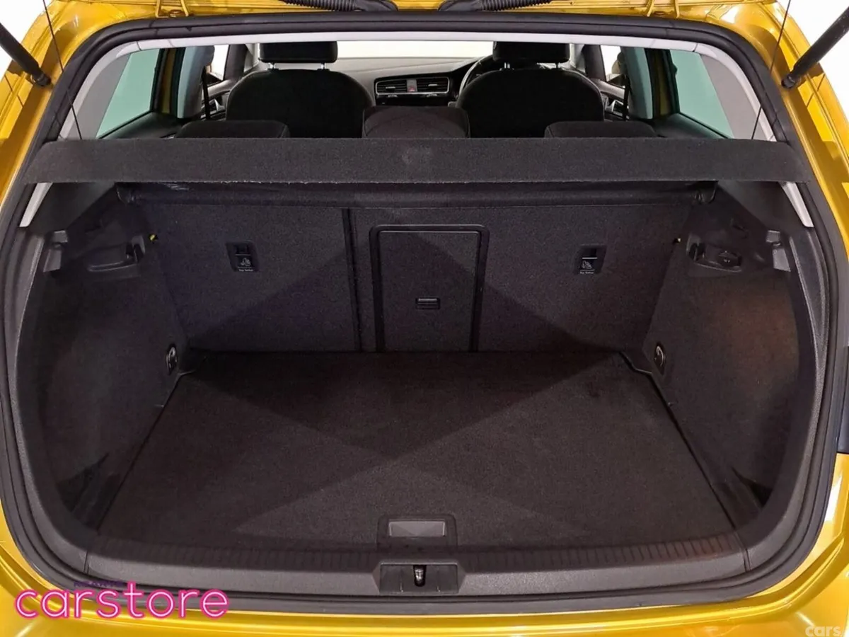 Volkswagen Golf Hatchback, Petrol, 2017, Gold