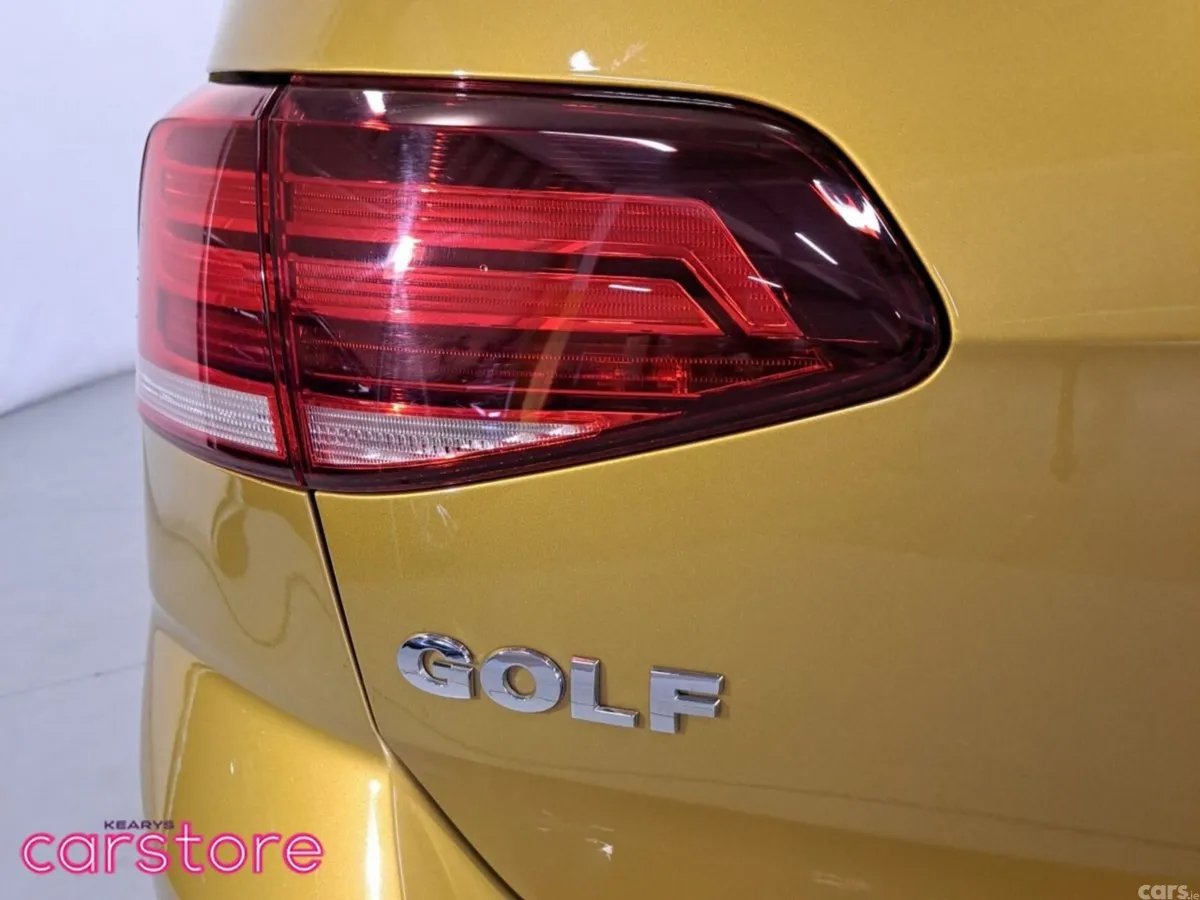 Volkswagen Golf Hatchback, Petrol, 2019, 