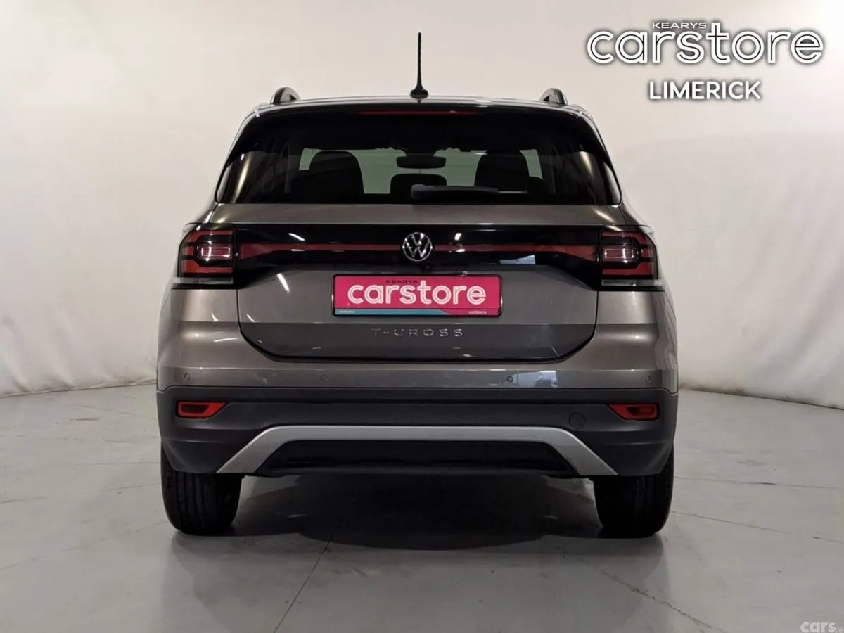 Volkswagen T-Cross Hatchback, Petrol, 2021, Grey