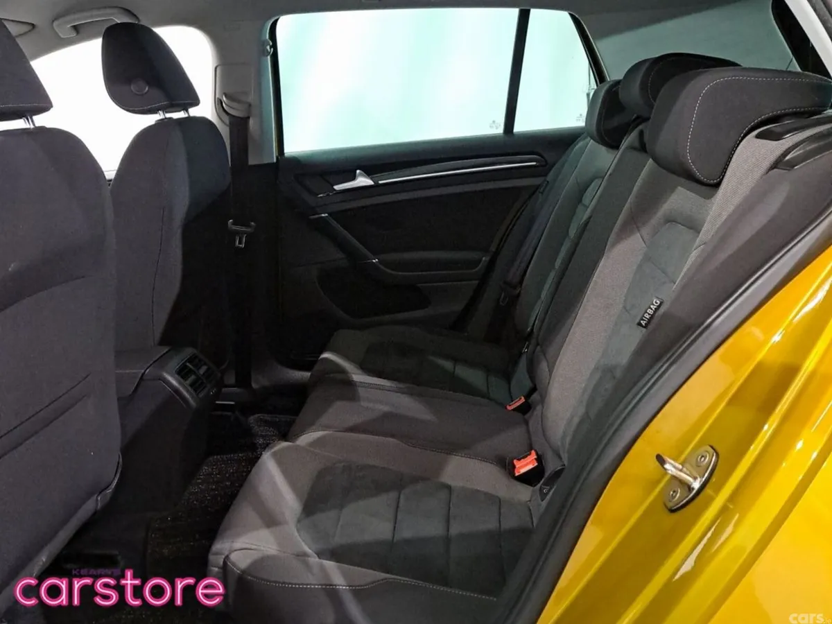 Volkswagen Golf Hatchback, Petrol, 2017, Gold