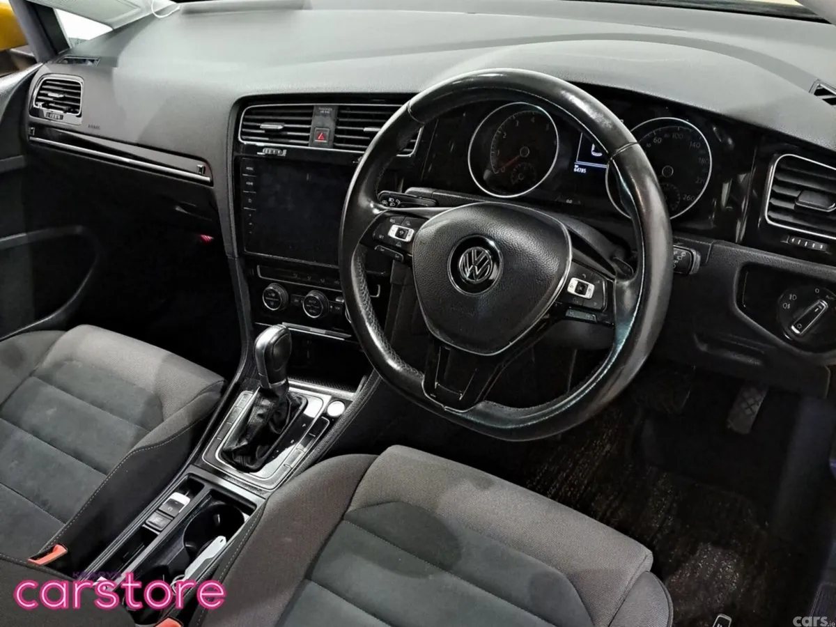 Volkswagen Golf Hatchback, Petrol, 2017, Gold