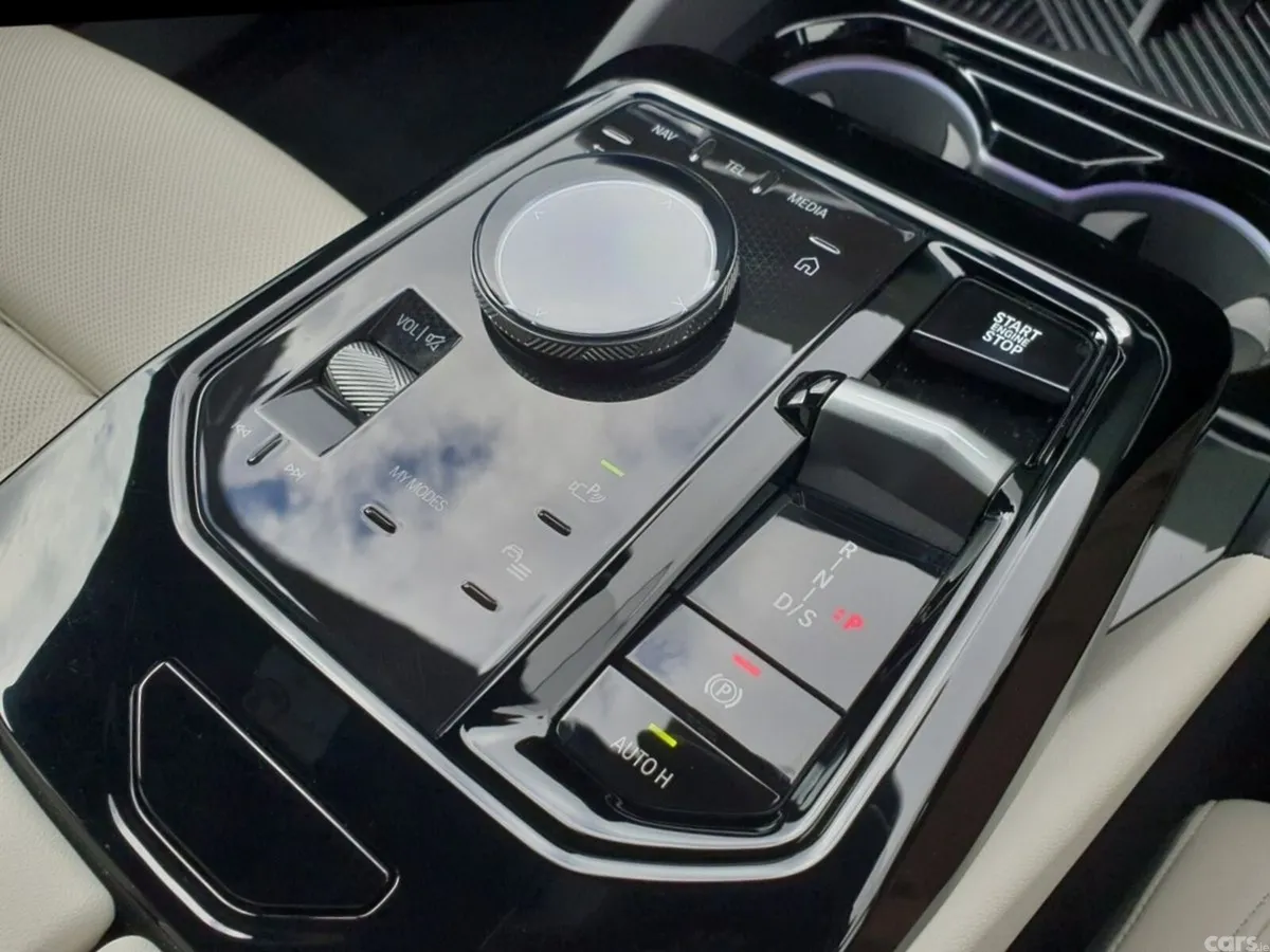 BMW 5-Series Saloon, Petrol Plug-in Hybrid, 2026, Grey