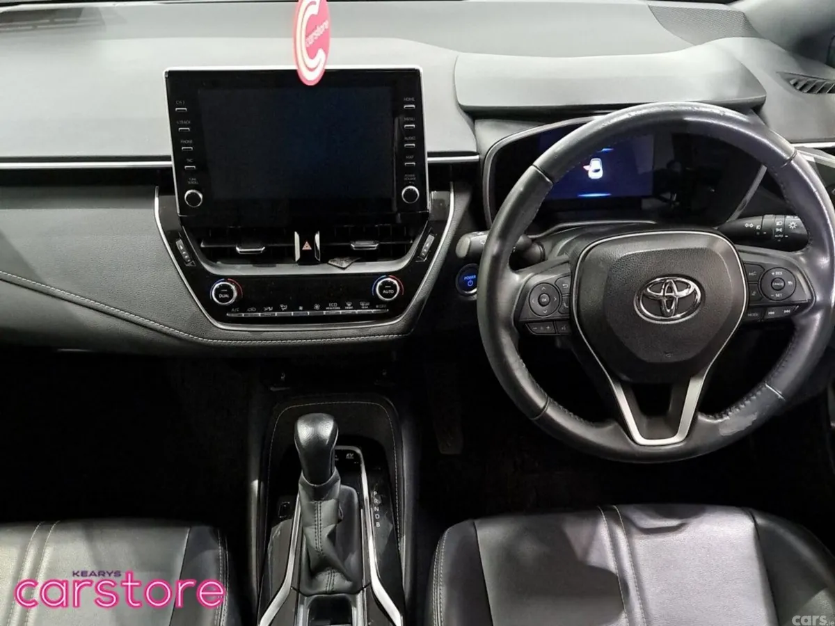 Toyota Corolla Hatchback, Petrol Hybrid, 2021, White