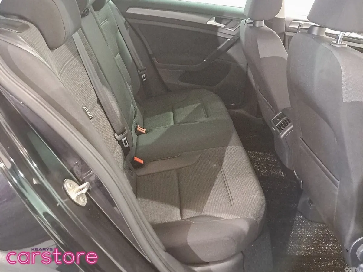 Volkswagen Golf Hatchback, Petrol, 2019, Black