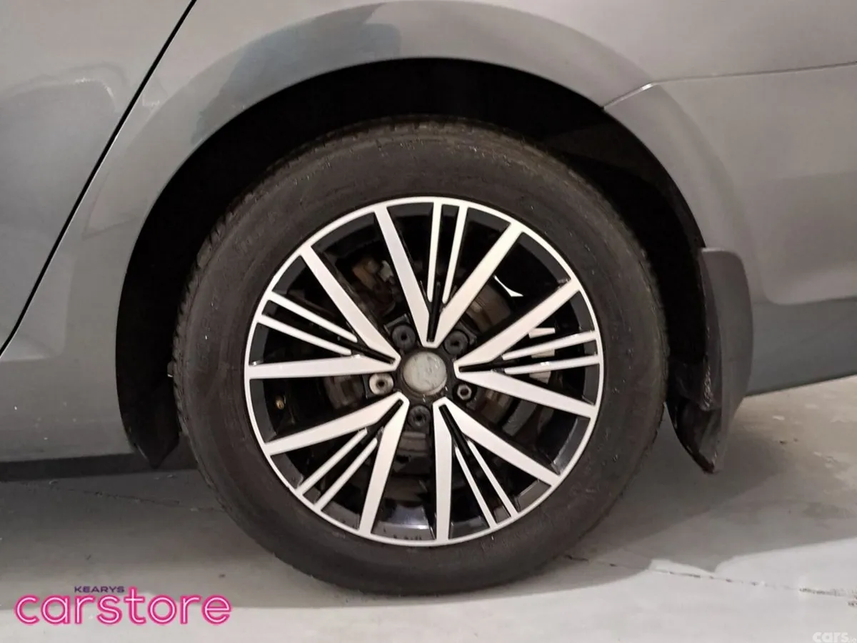 Volkswagen Golf Estate, Diesel, 2017, Grey