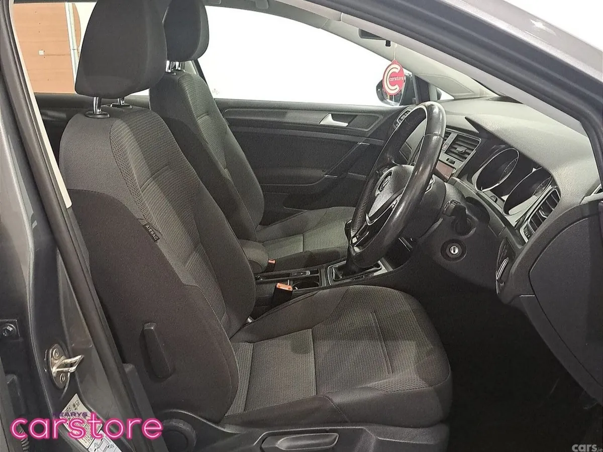 Volkswagen Golf Estate, Diesel, 2017, Grey