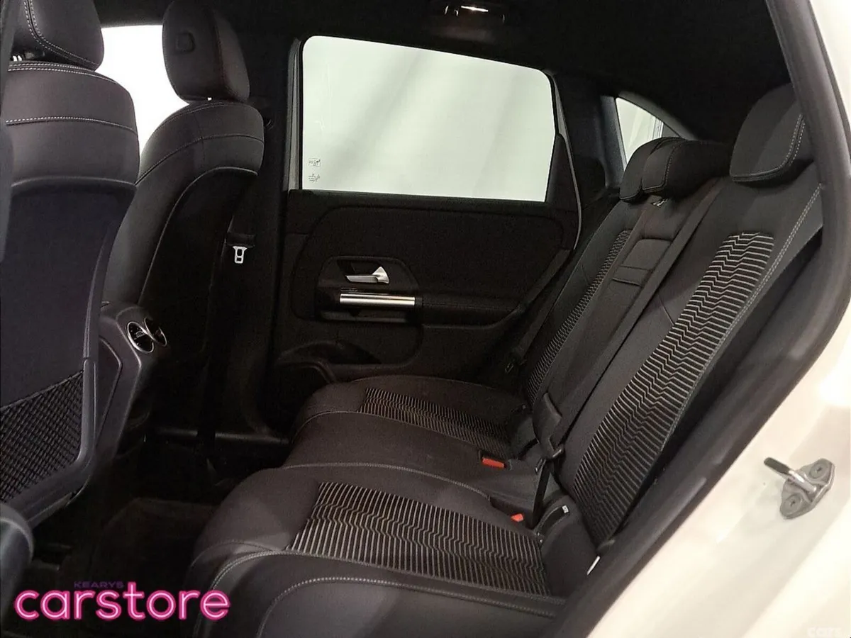 Mercedes-Benz B-Class Hatchback, Petrol, 2020, White