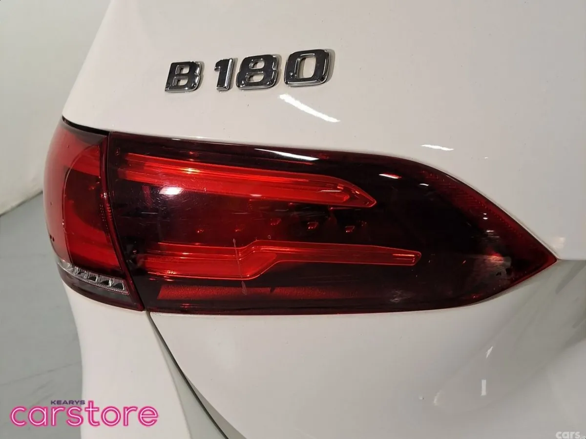 Mercedes-Benz B-Class Hatchback, Petrol, 2020, White