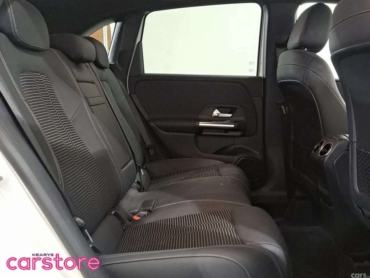 Mercedes-Benz B-Class Hatchback, Petrol, 2020, White