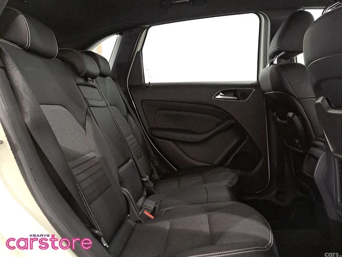 Mercedes-Benz B-Class Hatchback, Petrol, 2018, White