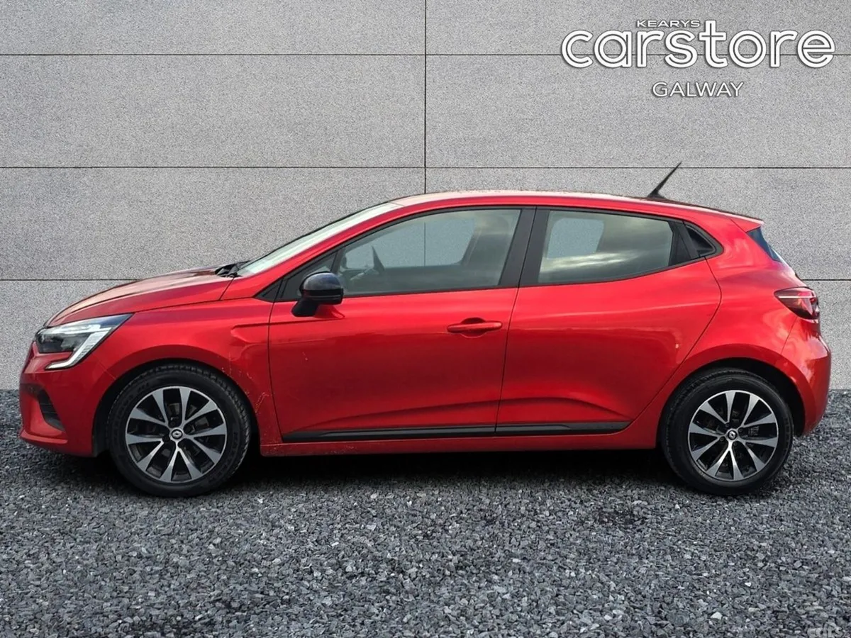 Renault Clio Hatchback, Petrol, 2023, Red