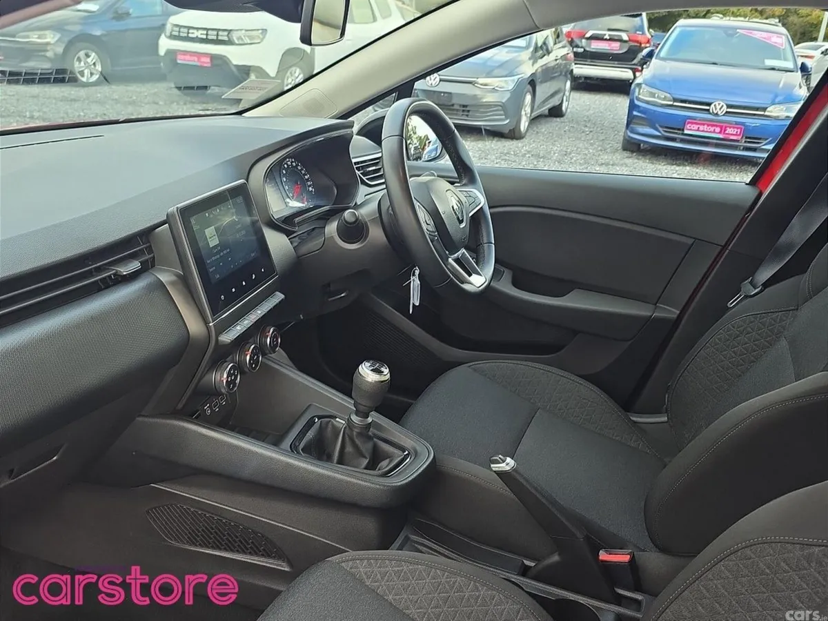 Renault Clio Hatchback, Petrol, 2023, Red