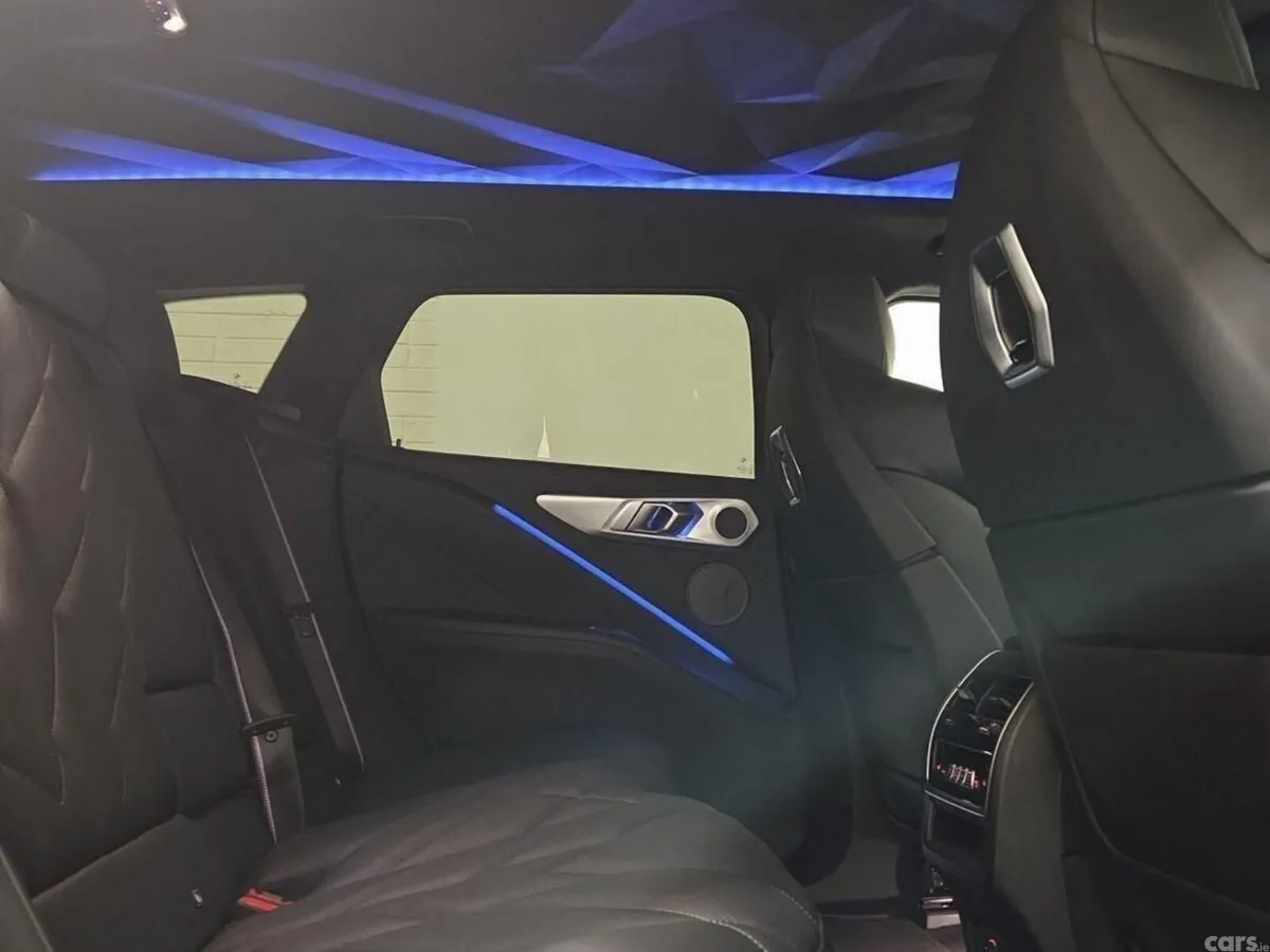 BMW XM SUV, Petrol Plug-in Hybrid, 2025, Blue