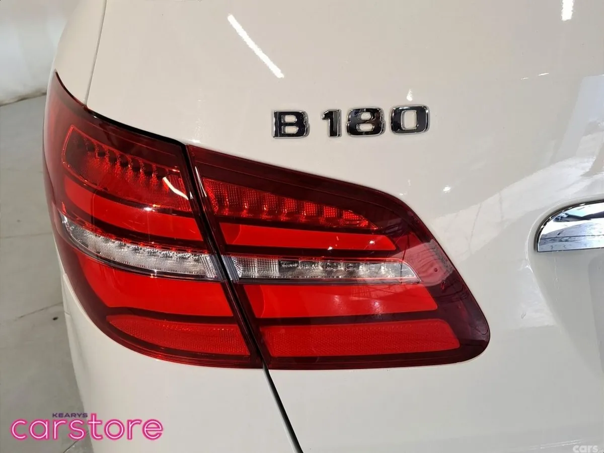 Mercedes-Benz B-Class Hatchback, Petrol, 2018, White