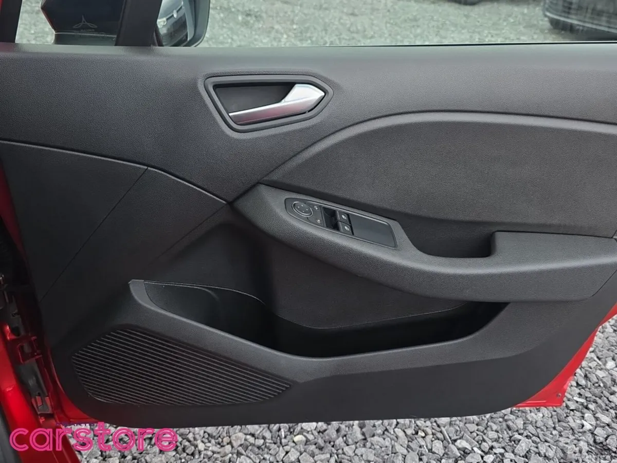 Renault Clio Hatchback, Petrol, 2023, Red