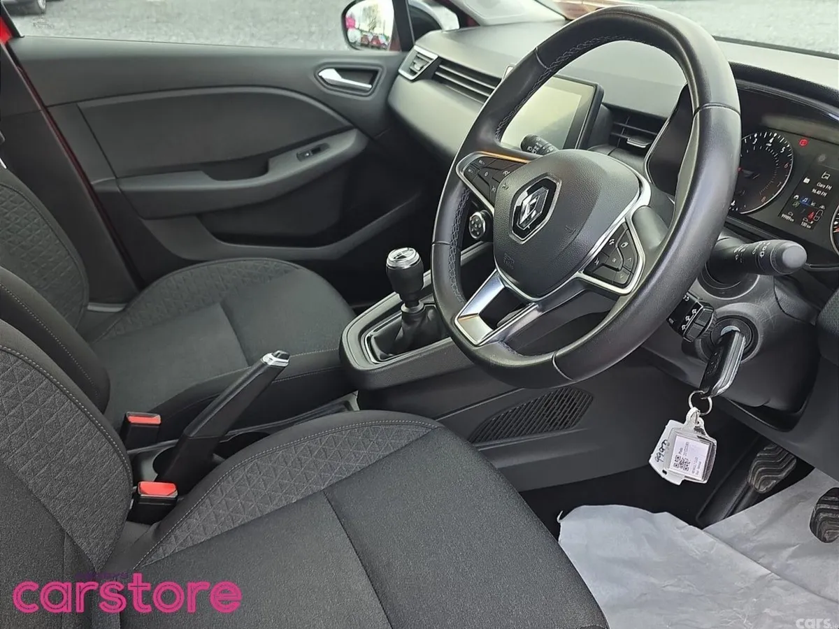 Renault Clio Hatchback, Petrol, 2023, Red