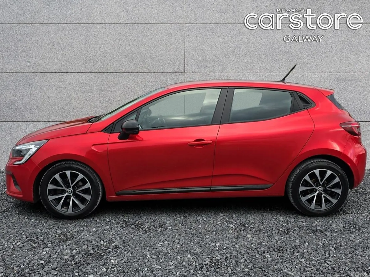 Renault Clio Hatchback, Petrol, 2023, Red