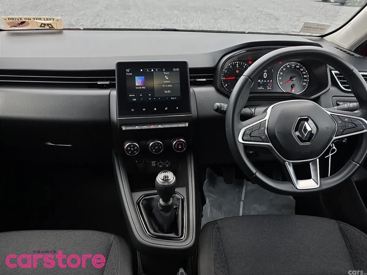 Renault Clio Hatchback, Petrol, 2023, Red
