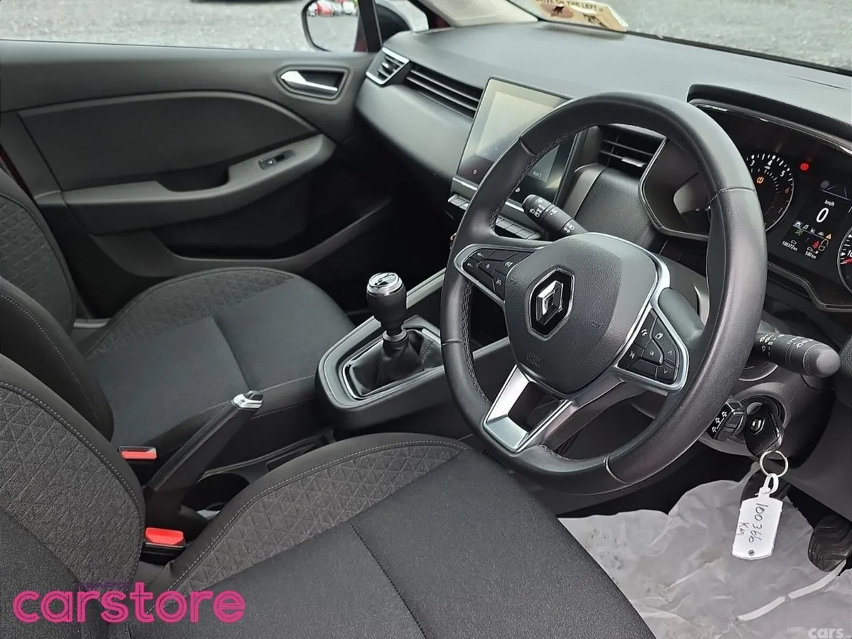 Renault Clio Hatchback, Petrol, 2023, Red