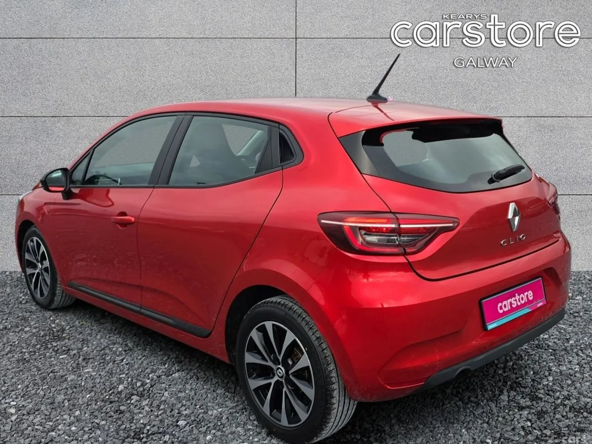 Renault Clio Hatchback, Petrol, 2023, Red