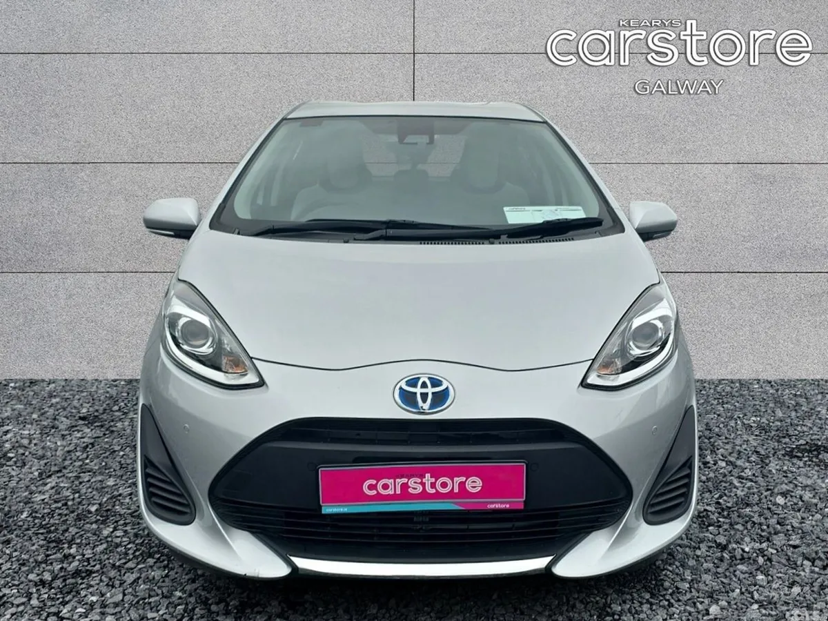 Toyota Aqua Hatchback, Petrol Hybrid, 2021, Silver