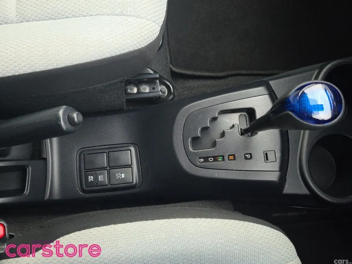 Toyota Aqua Hatchback, Petrol Hybrid, 2021, Silver