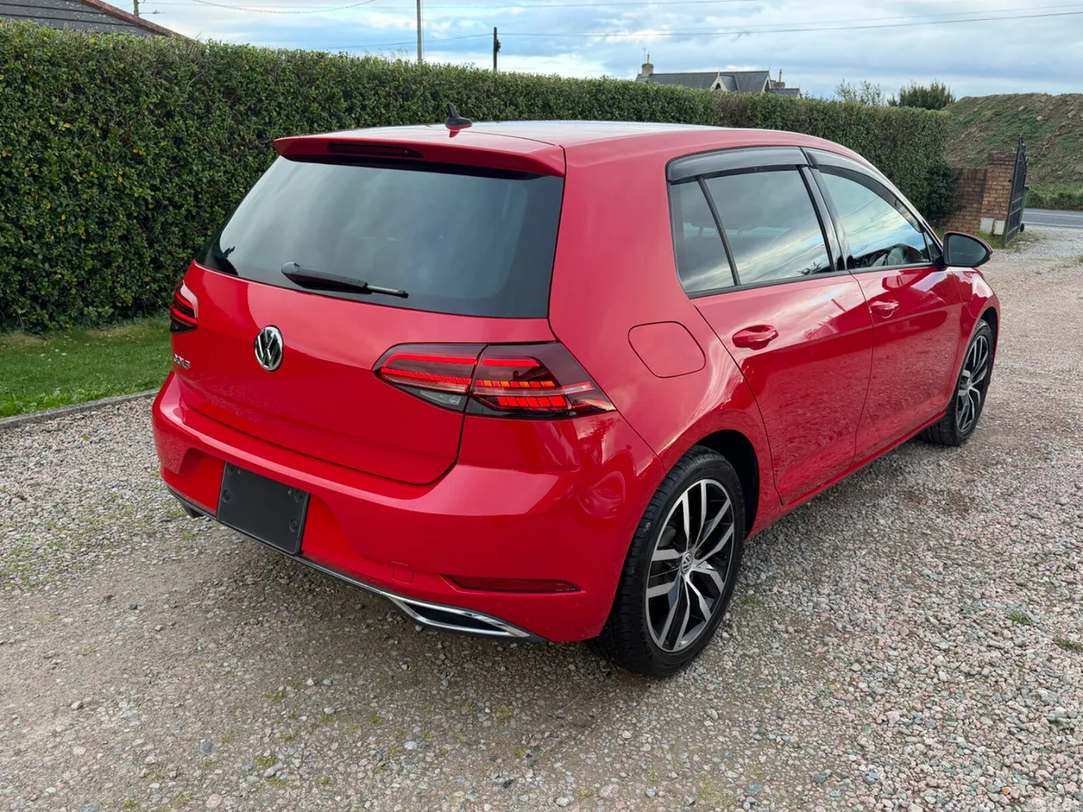 Volkswagen Golf Hatchback, Petrol, 2018, Red