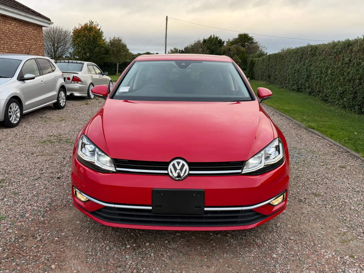 Volkswagen Golf Hatchback, Petrol, 2018, Red