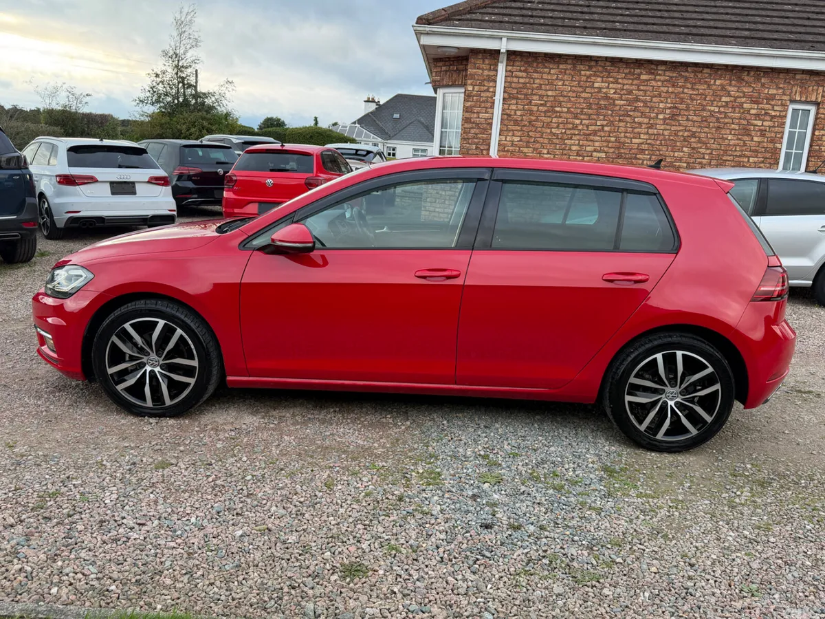 Volkswagen Golf Hatchback, Petrol, 2018, Red