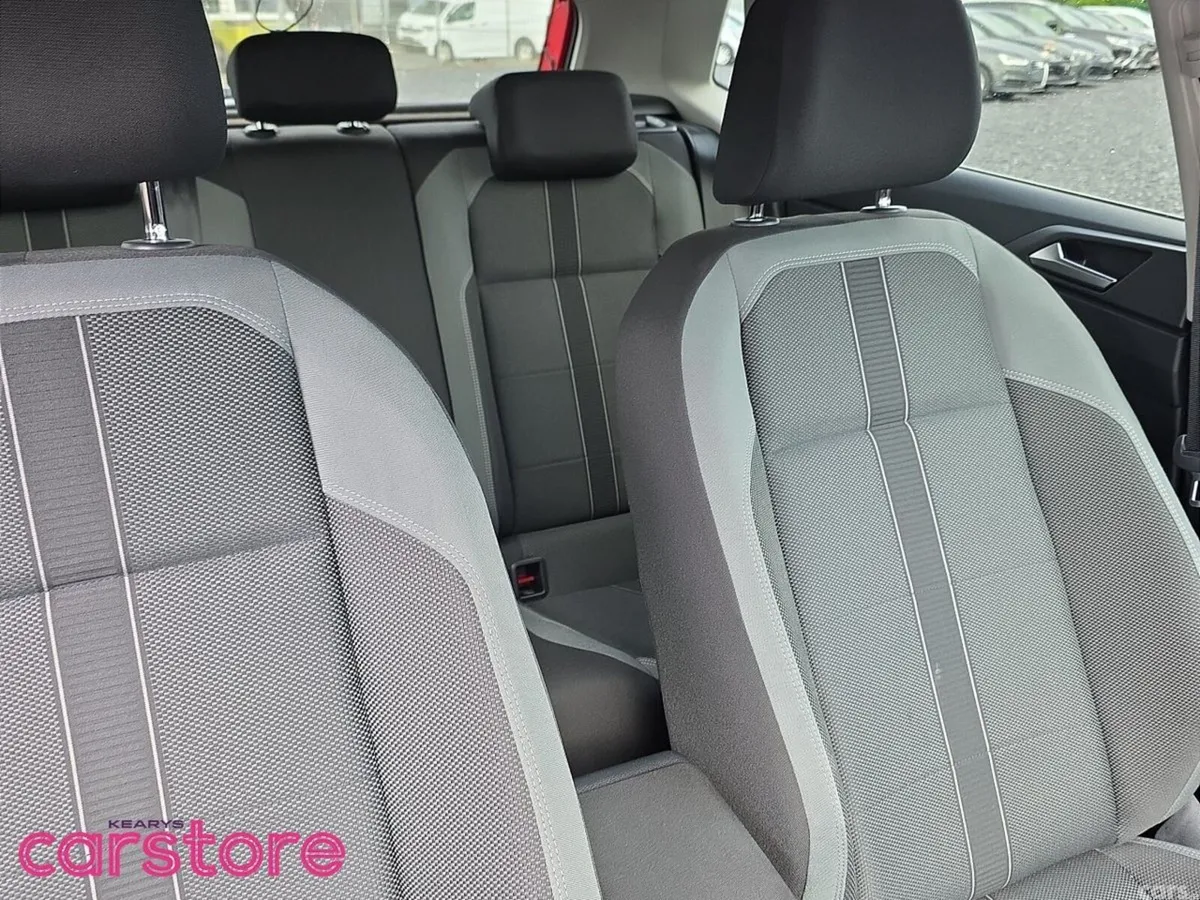 Volkswagen Polo Hatchback, Petrol, 2019, Red