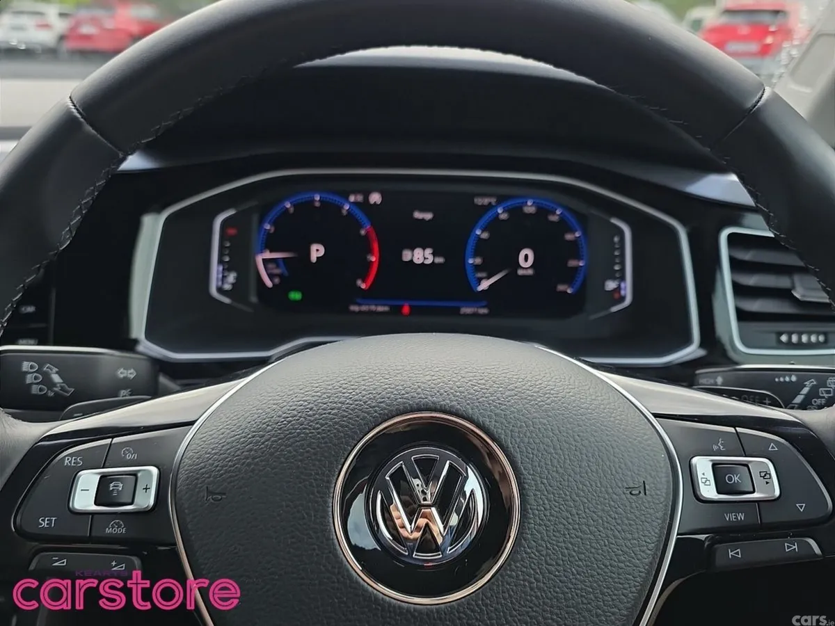 Volkswagen Polo Hatchback, Petrol, 2019, Red