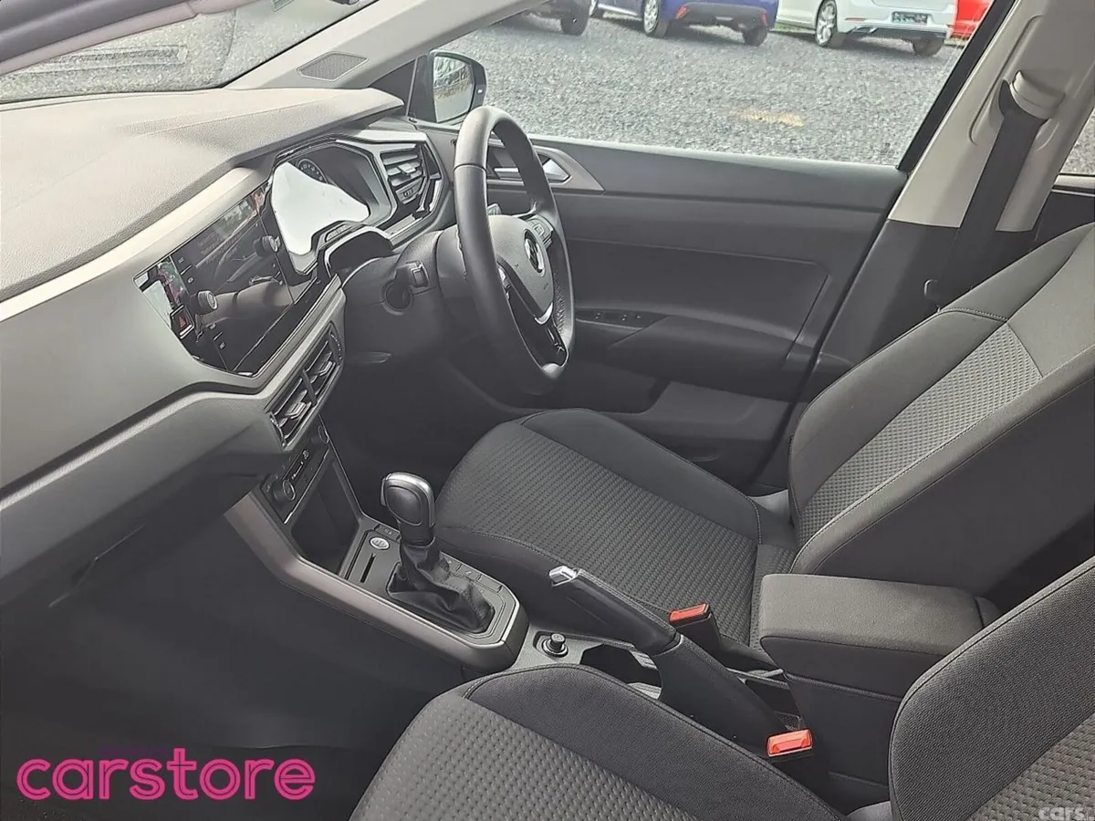 Volkswagen Polo Hatchback, Petrol, 2021, Black